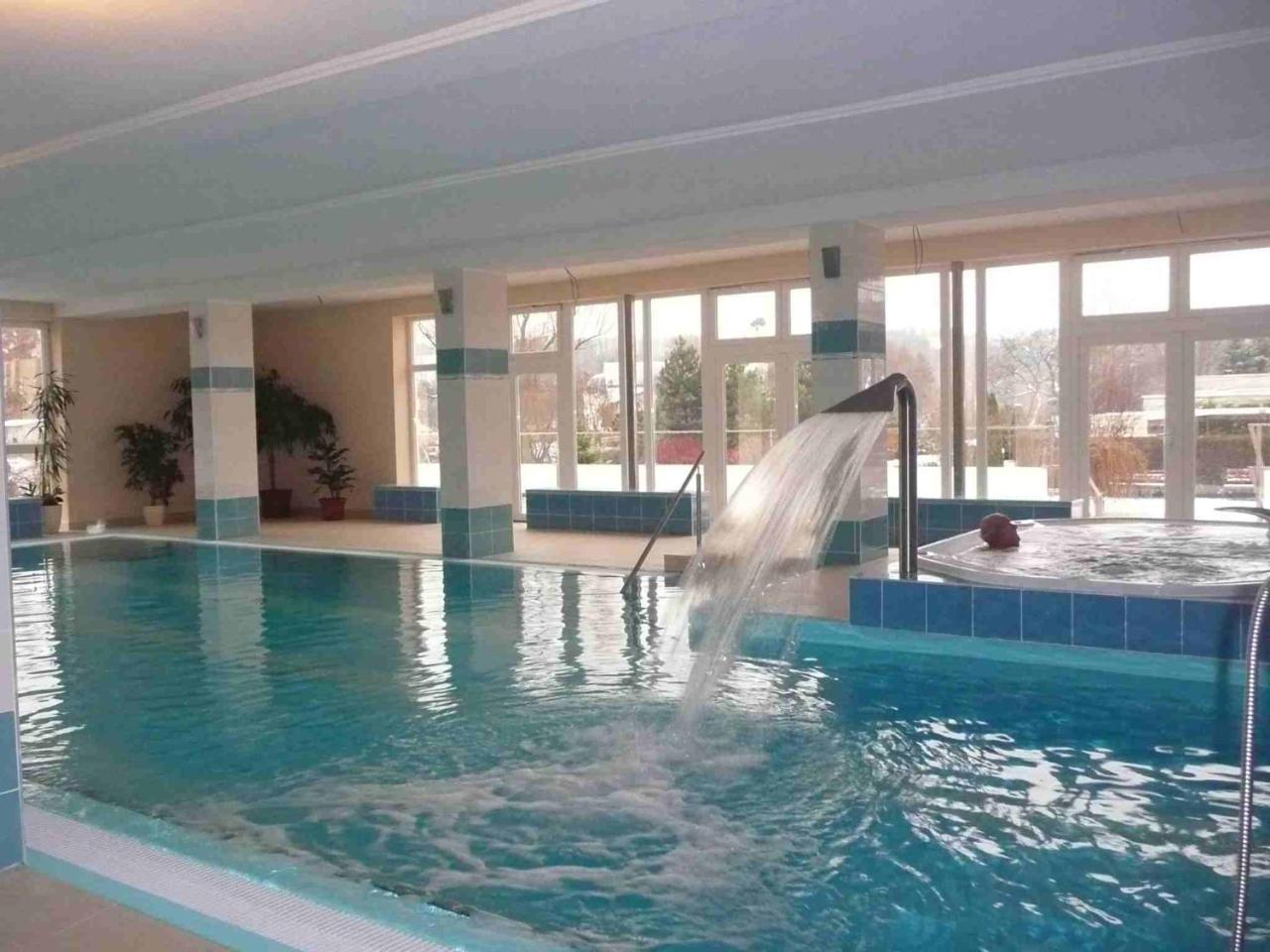 Hotel Pramen - Sivek Hotels Дудинце Экстерьер фото