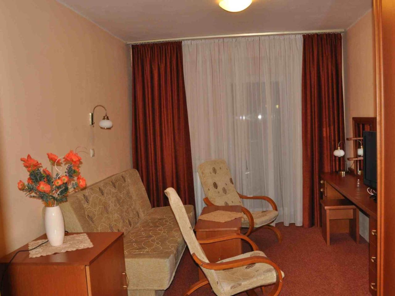 Hotel Pramen - Sivek Hotels Дудинце Экстерьер фото