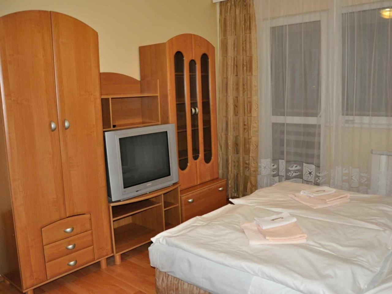 Hotel Pramen - Sivek Hotels Дудинце Экстерьер фото